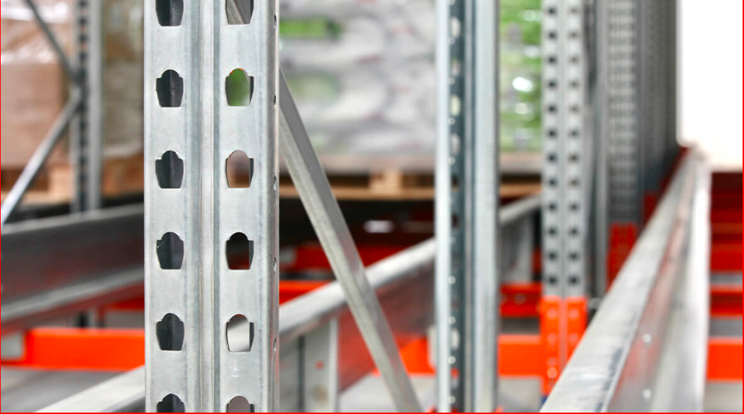 Pallet rack upright and diagonal brace connection made from structural steel